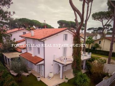 Beautiful and new villa for rent in Forte dei Marmi
