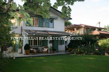 Beautiful villa for rent center of Forte dei Marmi