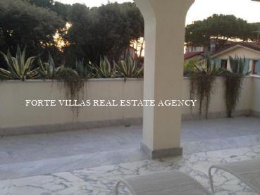 Luxury apartment for rent in Roma Imperiale Forte dei Marmi 