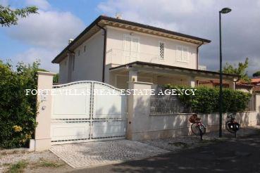 Villetta in affitto a Forte dei Marmi