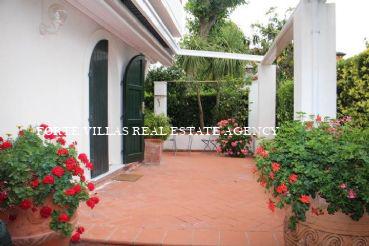  : Two-family house For rent  Forte dei Marmi