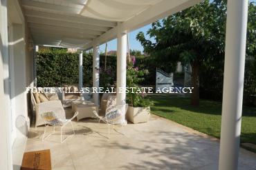 Villa with depandance for rent in Marina di Pietrasanta