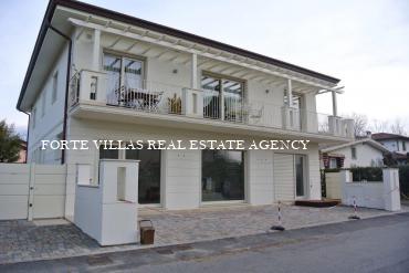 Appartamento nuovo in affitto a Forte dei Marmi