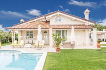 Villa in the area of ​​Vaiana, Forte dei Marmi.