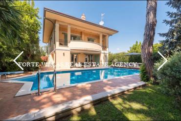 Splendid villa for sale forte dei Marmi