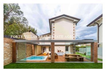 Meravigliosa Villa in centro a Forte dei Marmi