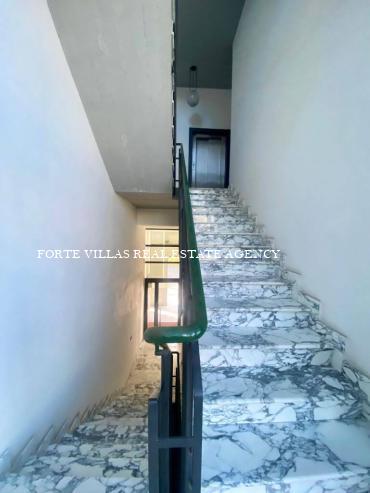  : Апартаменты на продажу  Форте дей Марми