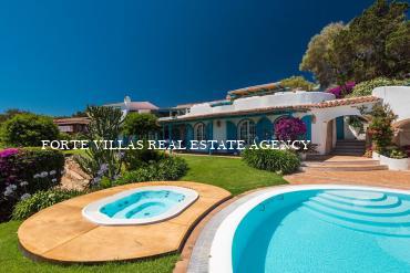 Prestigiosa Villa in stile mediterraneo a Porto Rotondo, Sardegna