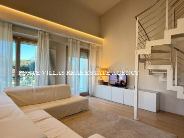 Modern style apartment located on the second and last floor in the heart of Vittoria Apuana about 100 meters from the sea.