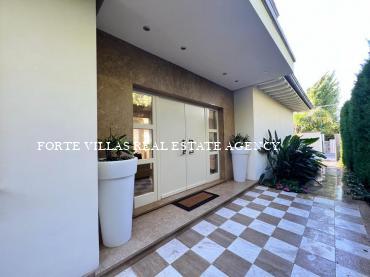 Super modern newly built villa with garden in Forte dei Marmi