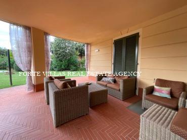 Stunning newly built villa in Forte dei Marmi with heated pool