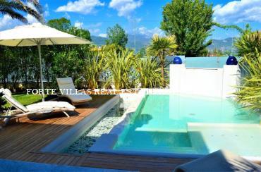 Beautiful newly built villa for rent in the Vittoria Apuana area Forte dei Marmi