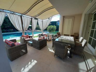 Wonderful newly built villa for rent in Forte dei Marmi