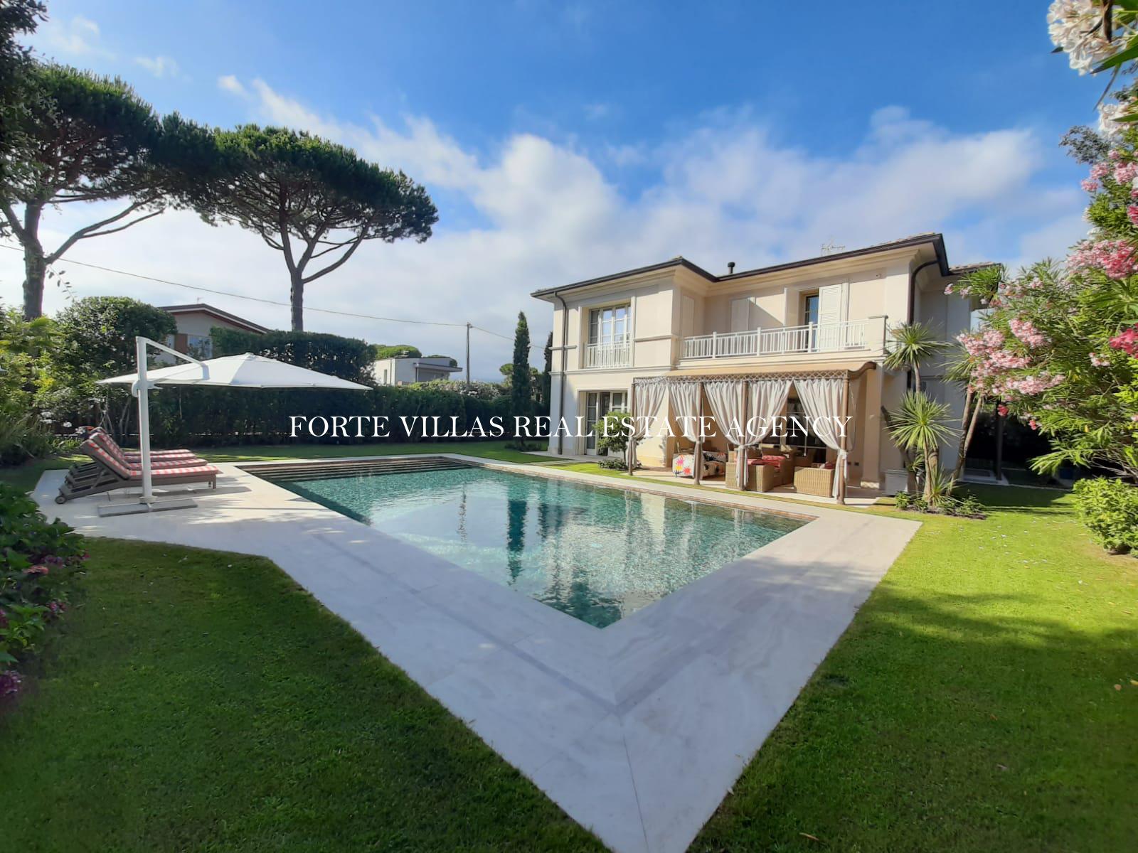 Villa Tommaso Wonderful newly built villa for rent in Forte dei Marmi