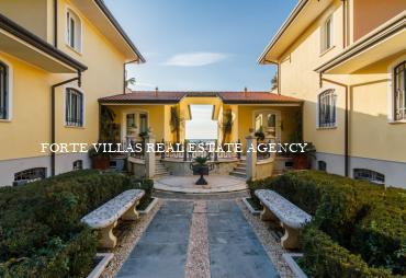 Beautiful Villa in Massaciuccoli, with wonderful view of the lake, with an excellent location, quiet area, with large spaces.