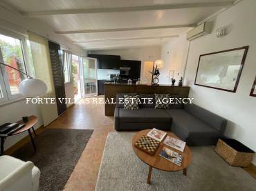 Cozy apartment for rent about 1 km from the sea in Forte dei Marmi.