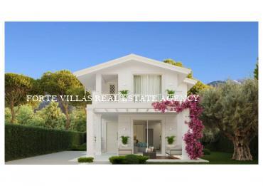 Wonderful Project of Villa with garden and private parking space, centrally located about 900 meters from the sea.