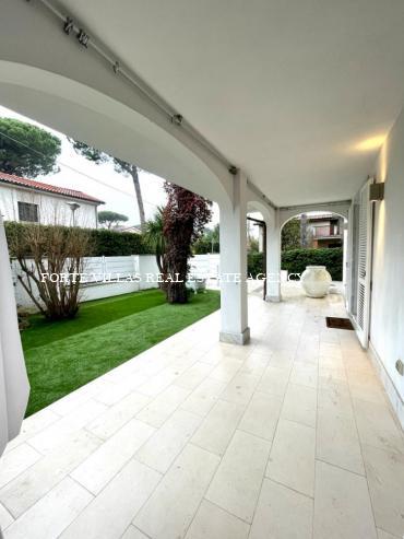 Beautiful and new villa for rent in Forte dei Marmi