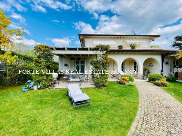 Wonderful newly built villa in Forte dei Marmi