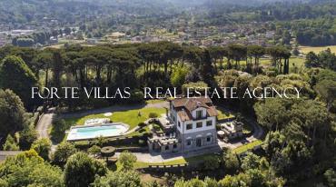 Meravigliosa villa a Camaiore, con grande terreno, bellissima vista e piscina